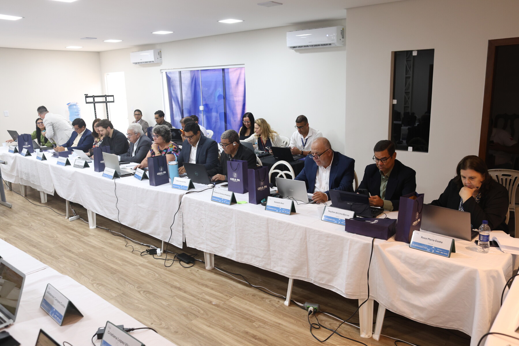 cceec-ago26-4.jpg