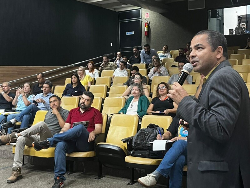 crea-go-recebe-palestra-sobre-veiculos-eletricos-e-a-seguranca-em-condominios