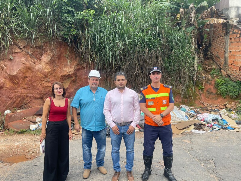 gt-de-drenagem-promove-visita-de-campo-em-area-de-risco-na-vila-bandeirantes